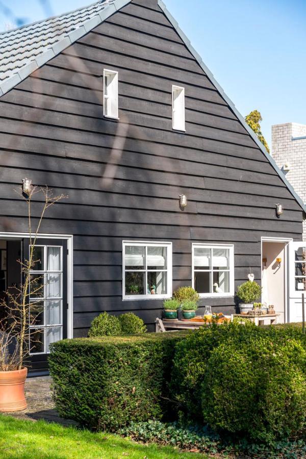 D'Ouwe Stal Bed and Breakfast Axel Eksteriør billede